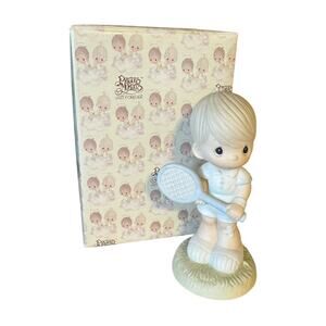 Vintage 1985 Precious Moments Serving the Lord Figurine 100293